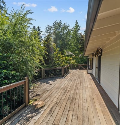 9150 SW Salmon St, Portland, OR