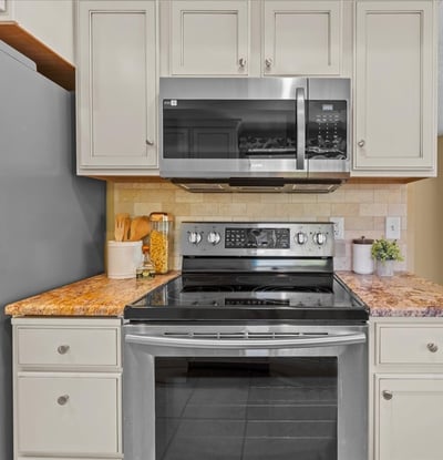 15920 SW Greens Way, Tigard, OR