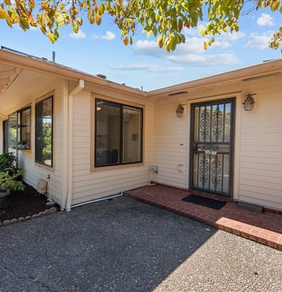 15920 SW Greens Way, Tigard, OR