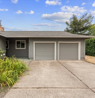 1812 SE 18th Pl, Troutdale, OR