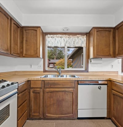 1812 SE 18th Pl, Troutdale, OR
