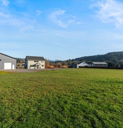 13920 S Lucia Lane, Mulino, OR