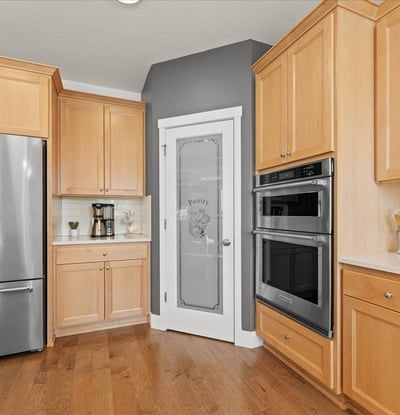 13920 S Lucia Lane, Mulino, OR