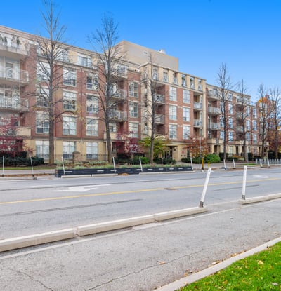 2511 Bloor St W #305, Toronto, ON