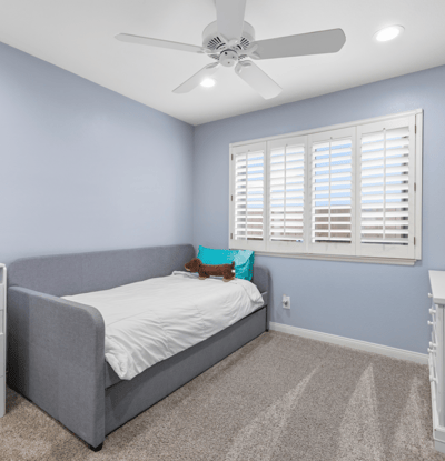 28362 Contessa Ave, Saugus, CA