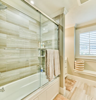 15 Bates Grove Rd, Webster, MA