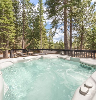 14024 St. Croix Way, Truckee, CA