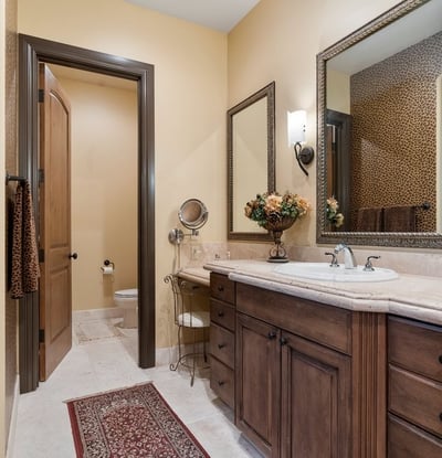 9717 Winter Palace Dr, Las Vegas, NV