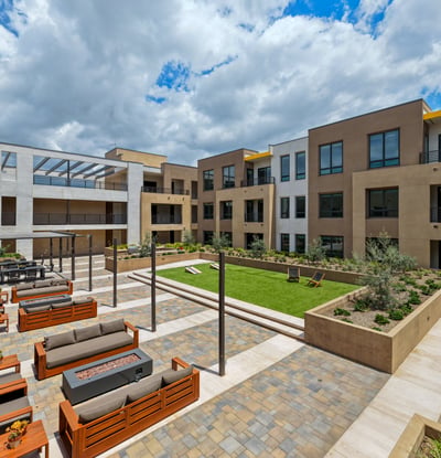 Resort Style Courtyard