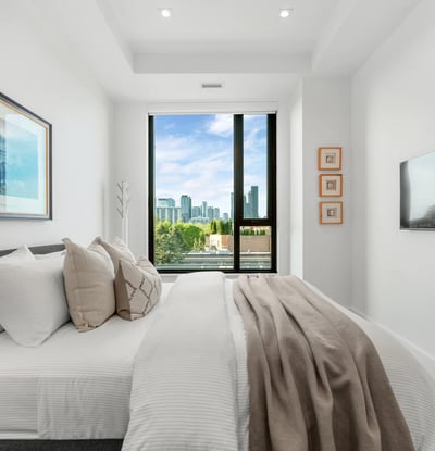 1 strathgowan avenue, Suite 710, Toronto, ON