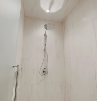 1 strathgowan avenue, Suite 710, Toronto, ON