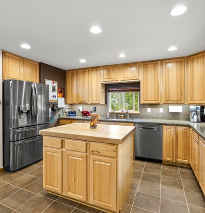 7925 Green Meadow Dr, Helena, MT
