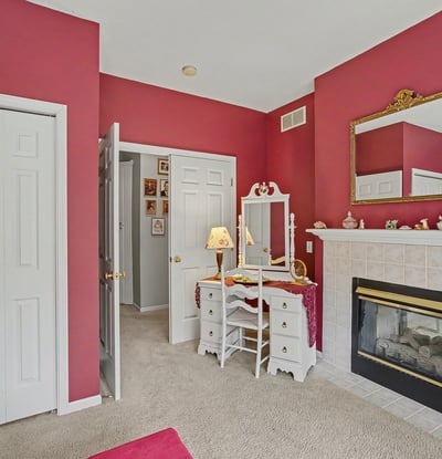 7151 Steeplechase Way, 41, Lansing, MI