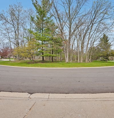 7151 Steeplechase Way, 41, Lansing, MI