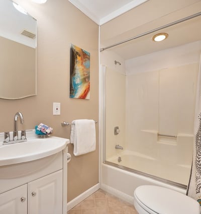 370 Bon Vue Dr, Applegate, CA