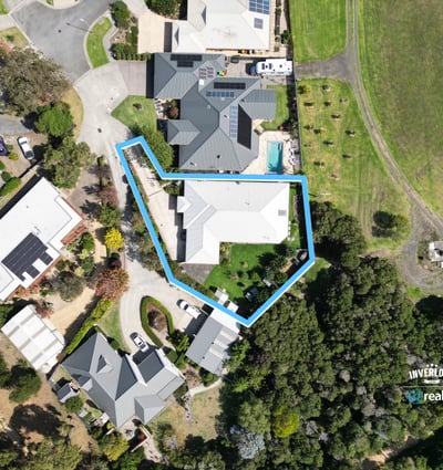 This unique property features spacious grounds and a modern layout, perfect for comfortable living and entertaining.