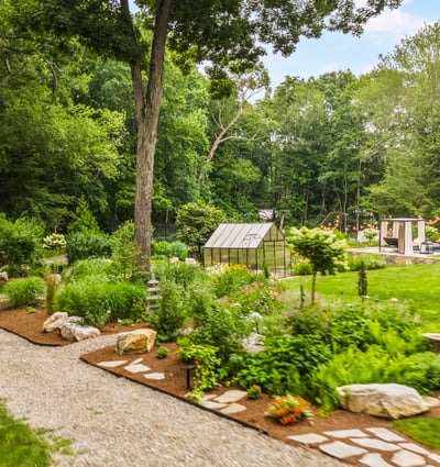17 Pine Ridge Road, Woodbridge, CT