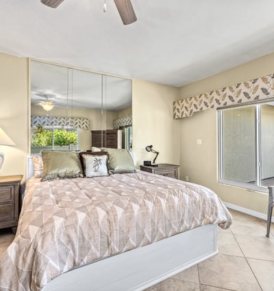 1320 Moonmist Dr Unit B11, Sarasota, FL
