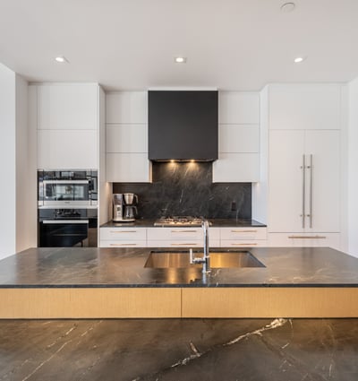 1 Strathgowan Ave suite 710, Toronto, ON