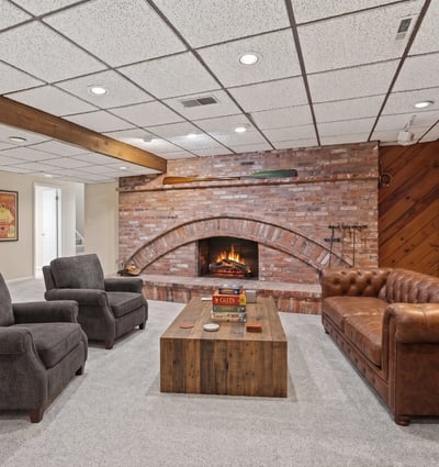 609 Lincoln Road, Bradford Woods, PA