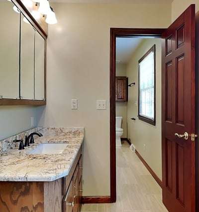 4216 Clendenning Road, Gibsonia, PA