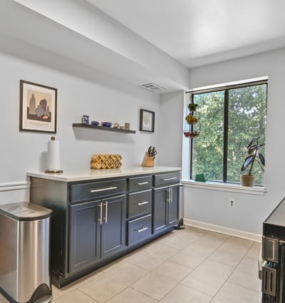 9700 Kingsbridge Drive, 202, Fairfax, VA