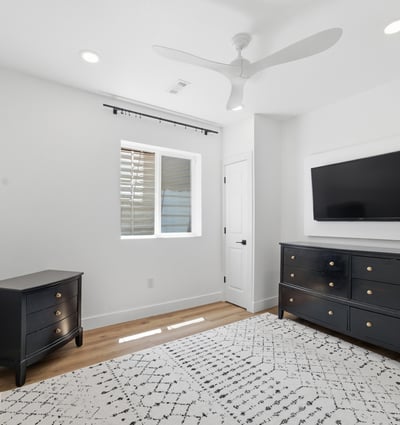 2080 Harmony Park Dr, Denver, CO