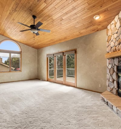 1222 Hidden Fields Dr, West Bend, WI
