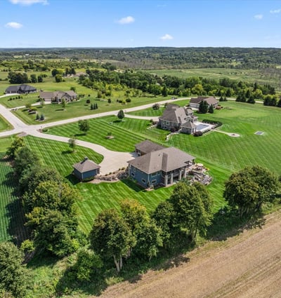 2177 Elsies Dr, Richfield, WI