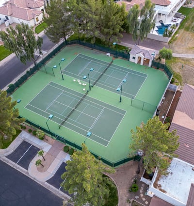 Residents enjoy access to tennis courts and recreational amenities, supporting the vibrant Scottsdale lifestyle.