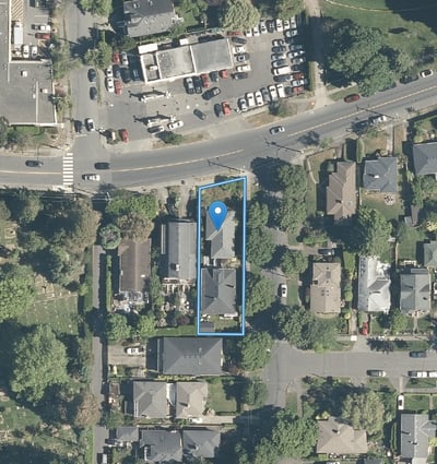 Discover a prime location with ample outdoor space, conveniently situated near shops and local amenities.