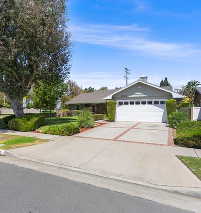 2505 E OshKosh Avenue, Anaheim, CA