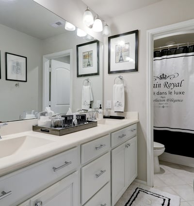 951 Smokethorn Trl, Richmond, TX