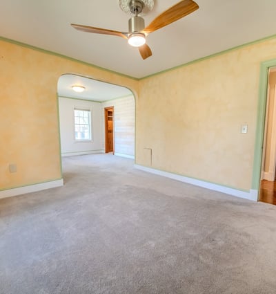 2667 White Chapel Road, Lively, VA