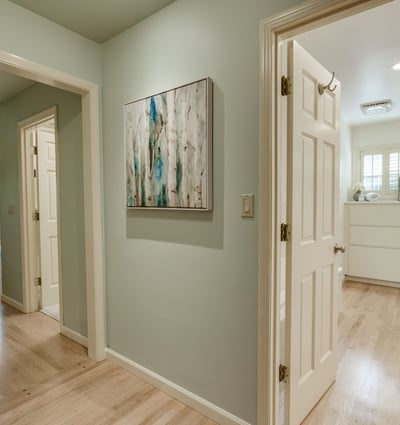 9025 NW Ash St., Portland, OR