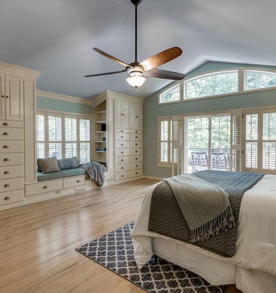 9025 NW Ash St., Portland, OR