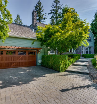 9025 NW Ash St., Portland, OR