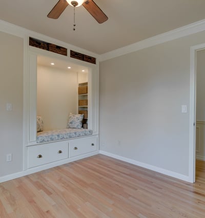 9025 NW Ash St., Portland, OR