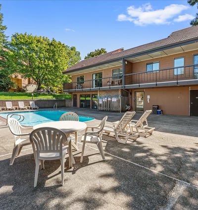174 Oswego Summit, Lake Oswego, OR