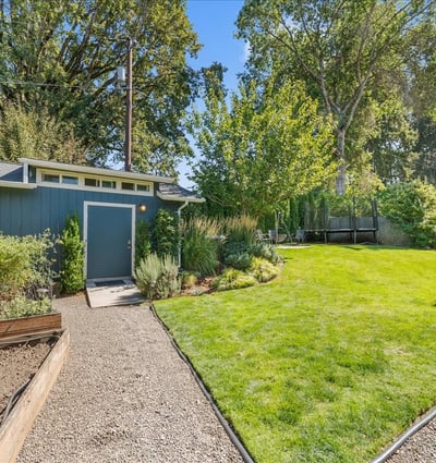 6990 SW Heath Pl, Beaverton, OR