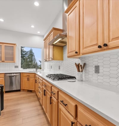 15605 SW Snowy Owl Ln, Beaverton, OR