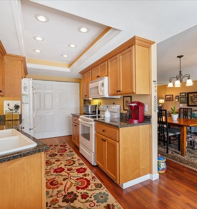 15930 SW Greens Way, Portland, OR