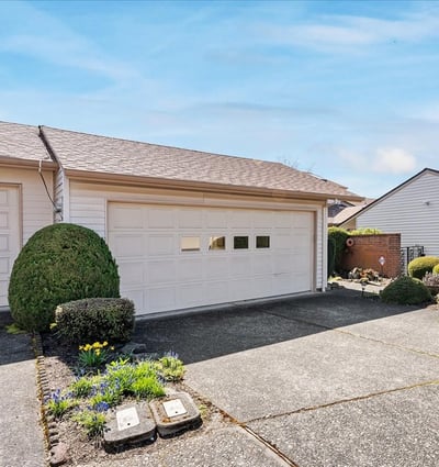 15930 SW Greens Way, Portland, OR