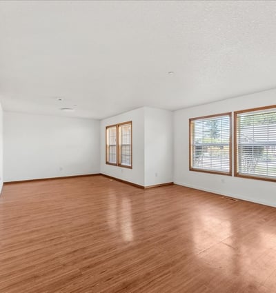 12402 Cominger Dr, Oregon City, OR