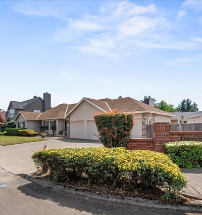 12402 Cominger Dr, Oregon City, OR