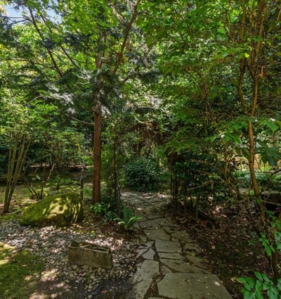 9150 SW Salmon St, Portland, OR
