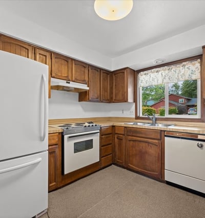 1812 SE 18th Pl, Troutdale, OR