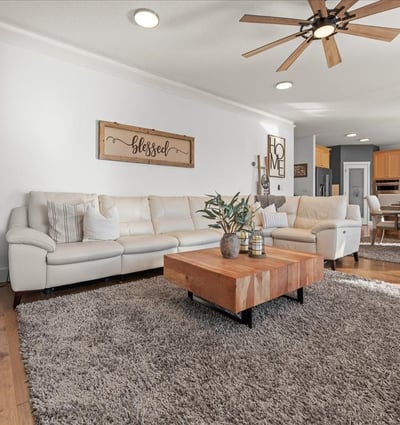 13920 S Lucia Lane, Mulino, OR