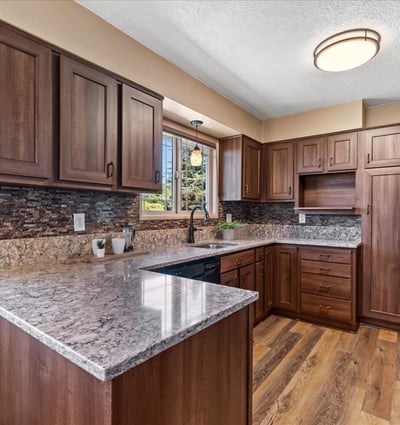 10100 SE Walnut Drive, Happy Valley, OR