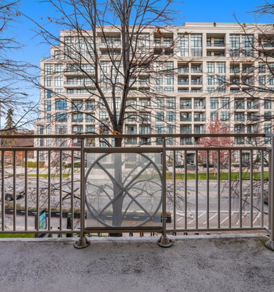 2511 Bloor St W #305, Toronto, ON